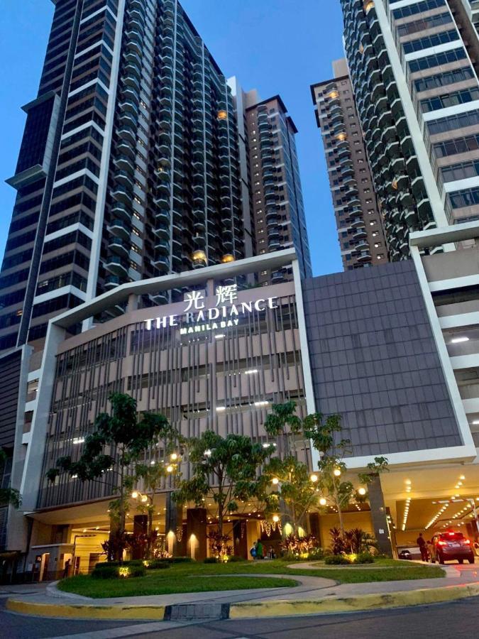 Aparthotel The Radiance Manila Bay Pasay Exterior foto